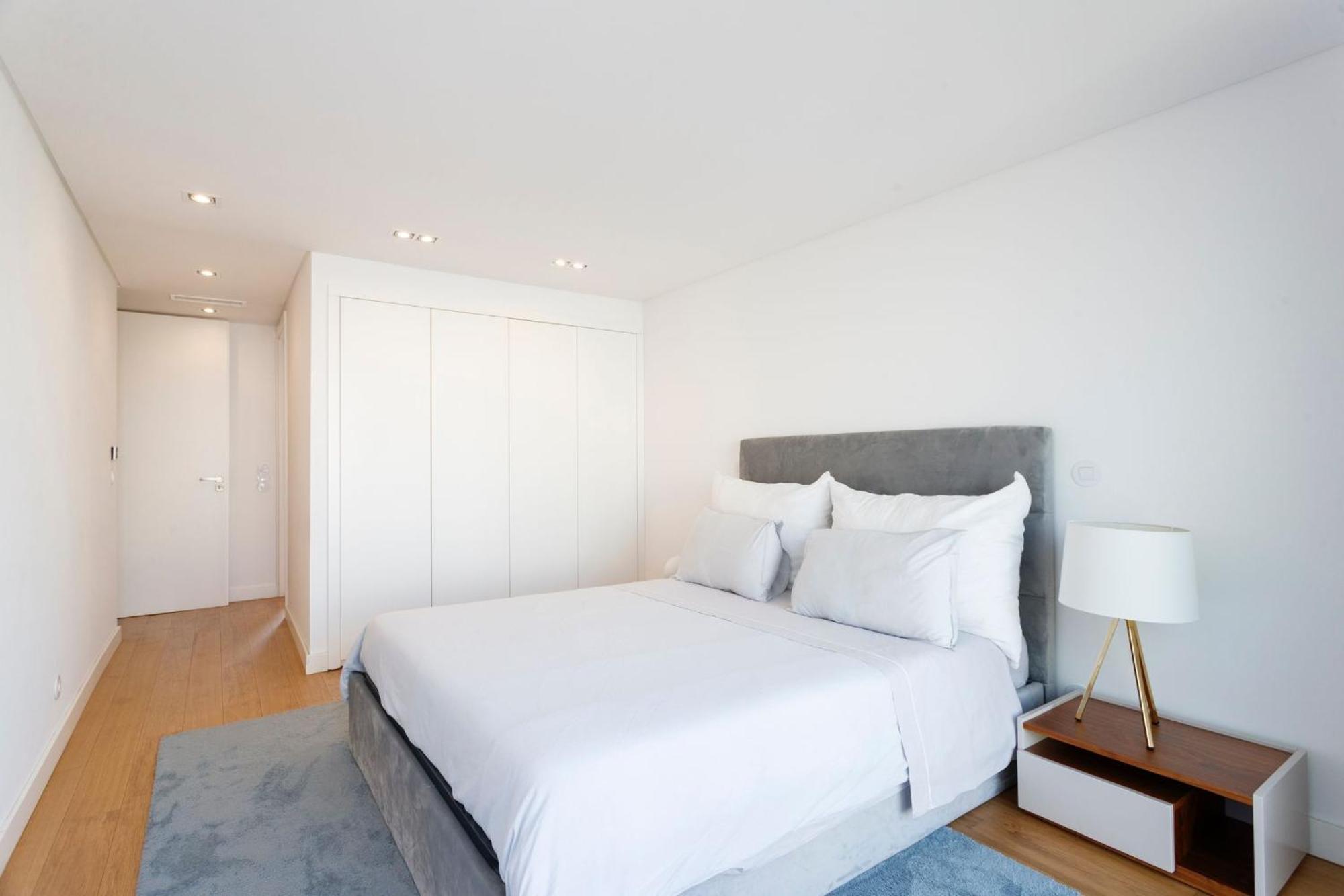 Luxury Suite With Balcony And Shared Accommodation In The Parque Eduardo VII Area Lisbon Exterior photo
